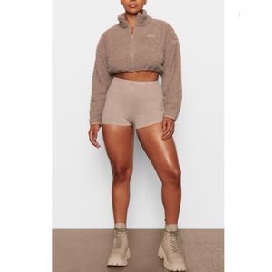 SKIMS Teddy High Pile Fleece Crop Zip Jacket